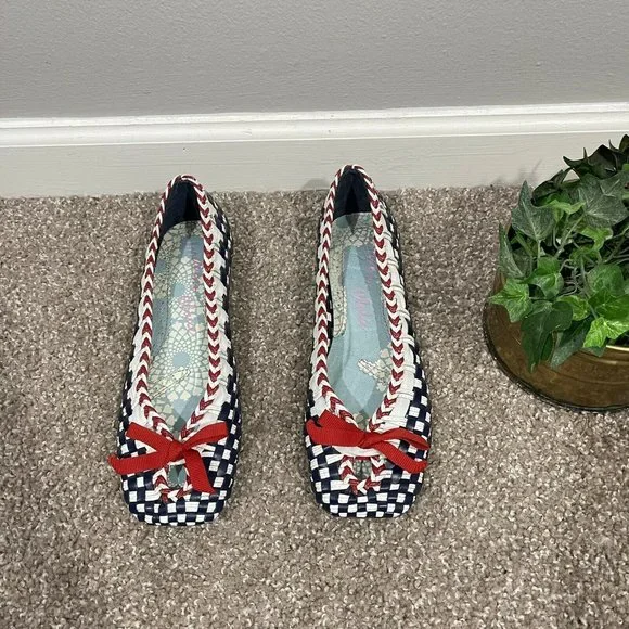 Irregular Choice Flats Thatcher Weaved Red White Blue Pump Shoes Size 9 New - Picture 6 of 6